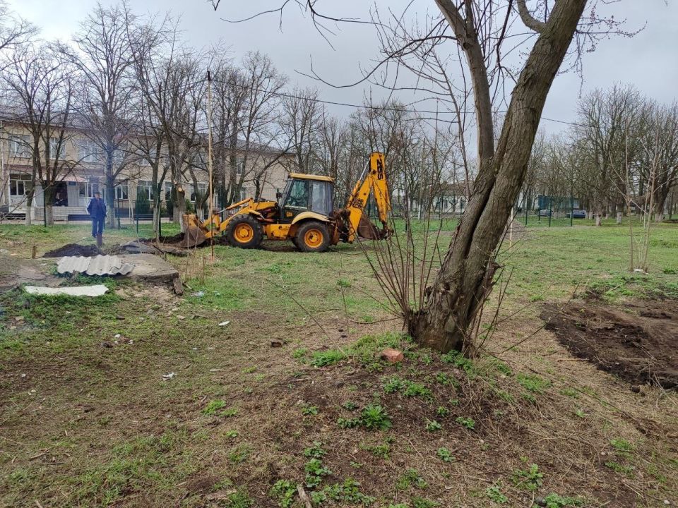 К храму — по новой дорожке: совместными усилиями власти, жители села и «Единая Россия» сделали доброе дело К храму — по новой дорожке: совместными усилиями власти, жители села и «Единая Россия» сделали доброе дело