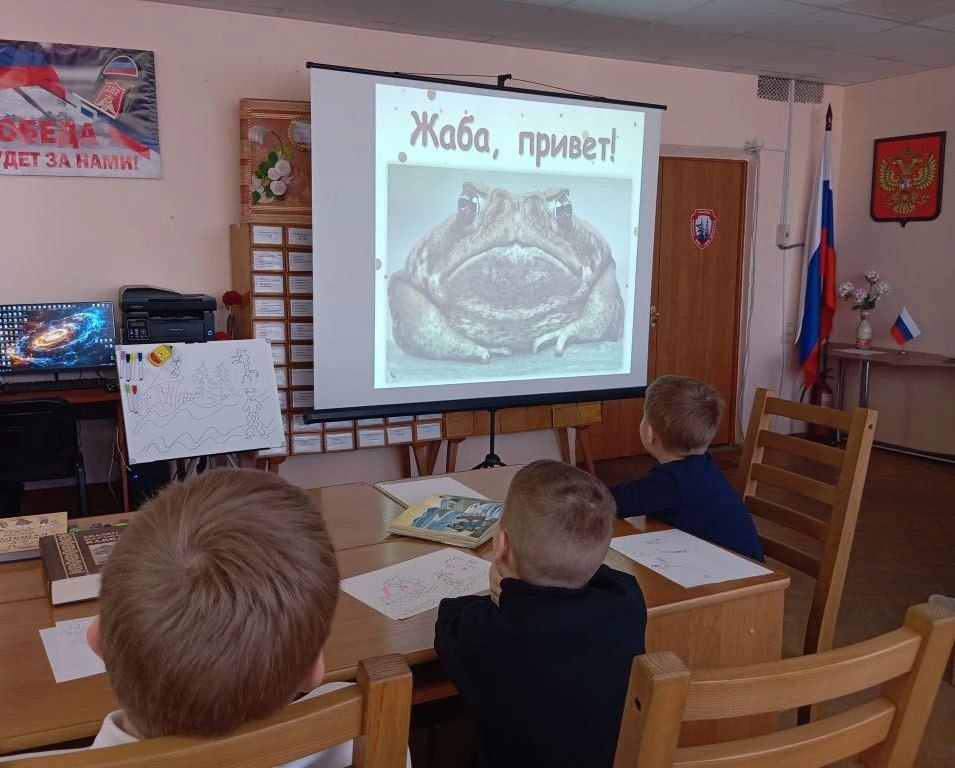 Игровое ассорти «Час веселых затей для книжных друзей» Игровое ассорти «Час веселых затей для книжных друзей»