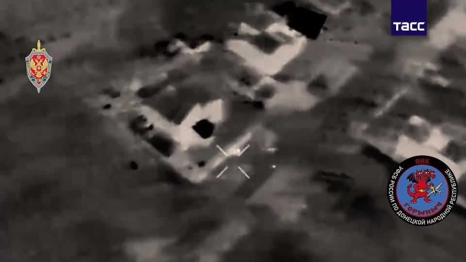 Сотрудники УФСБ по ДНР уничтожили в Константиновке диверсантов ВСУ, сообщила пресс-служба регионального Управления ФСБ