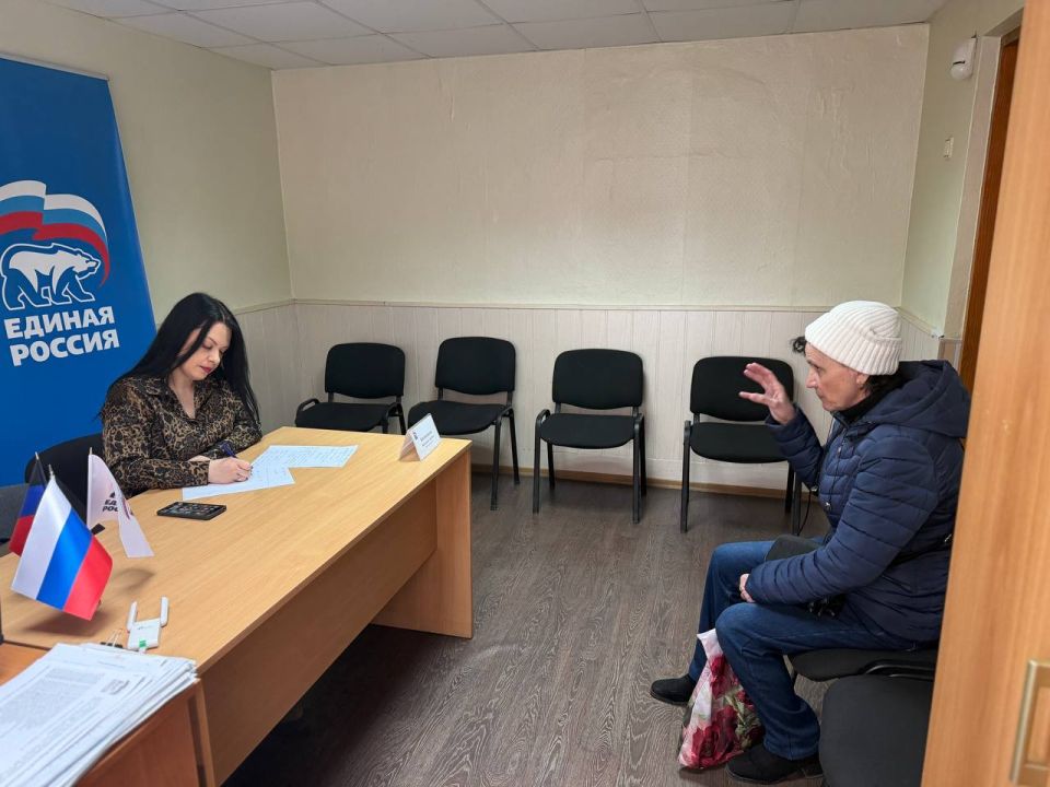 В общественной приёмной прошёл приём депутата городского совета В общественной приёмной прошёл приём депутата городского совета