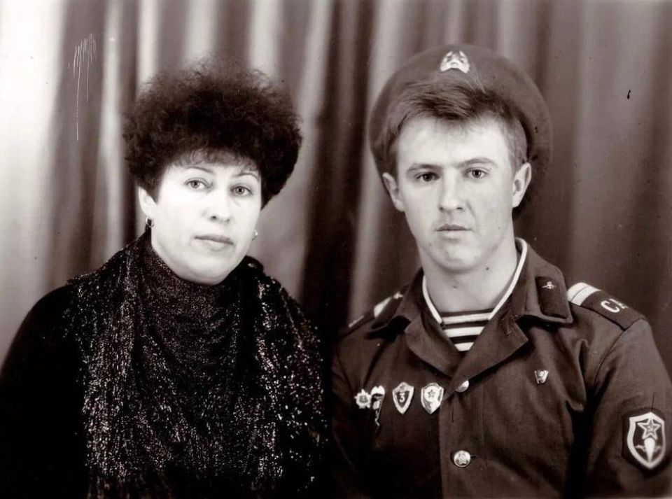 Время идёт, и на смену одним приходят другие Время идёт, и на смену одним приходят другие