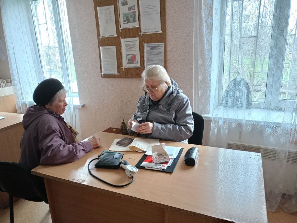 Александр Пеняев: На прошедшем сходе с жителями посёлка Минеральное был поднят вопрос о необходимости выезда медработников в населённый пункт Александр Пеняев: На прошедшем сходе с жителями посёлка Минеральное был поднят вопрос о необходимости выезда медработников в населённый пункт