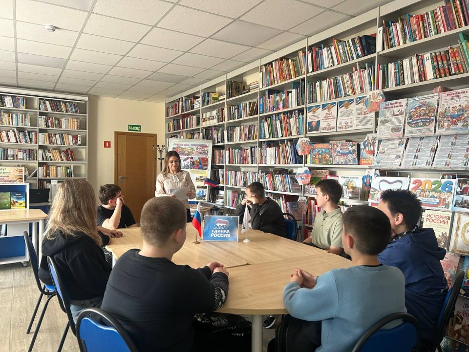 Храним традиции, помним о корнях: в Мангуше отметили День русской нации и народа