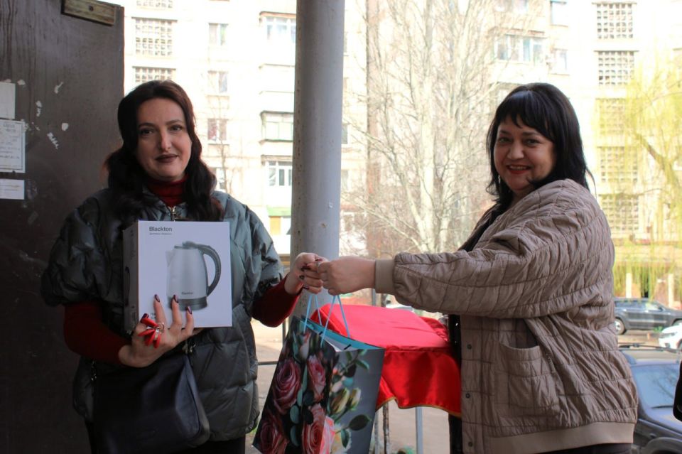 Переданы ключи от трёх восстановленных квартир в Никитовском районе Горловки