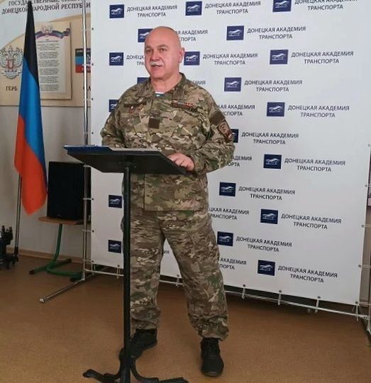 Дмитрий Огилец: Сегодняшнее мероприятие, проведённое в стенах Донецкой Академии транспорта, было призвано не просто проинформировать, но и вдохновить молодое поколение Дмитрий Огилец: Сегодняшнее мероприятие, проведённое в стенах Донецкой Академии транспорта, было призвано не просто проинформировать, но и вдохновить молодое поколение