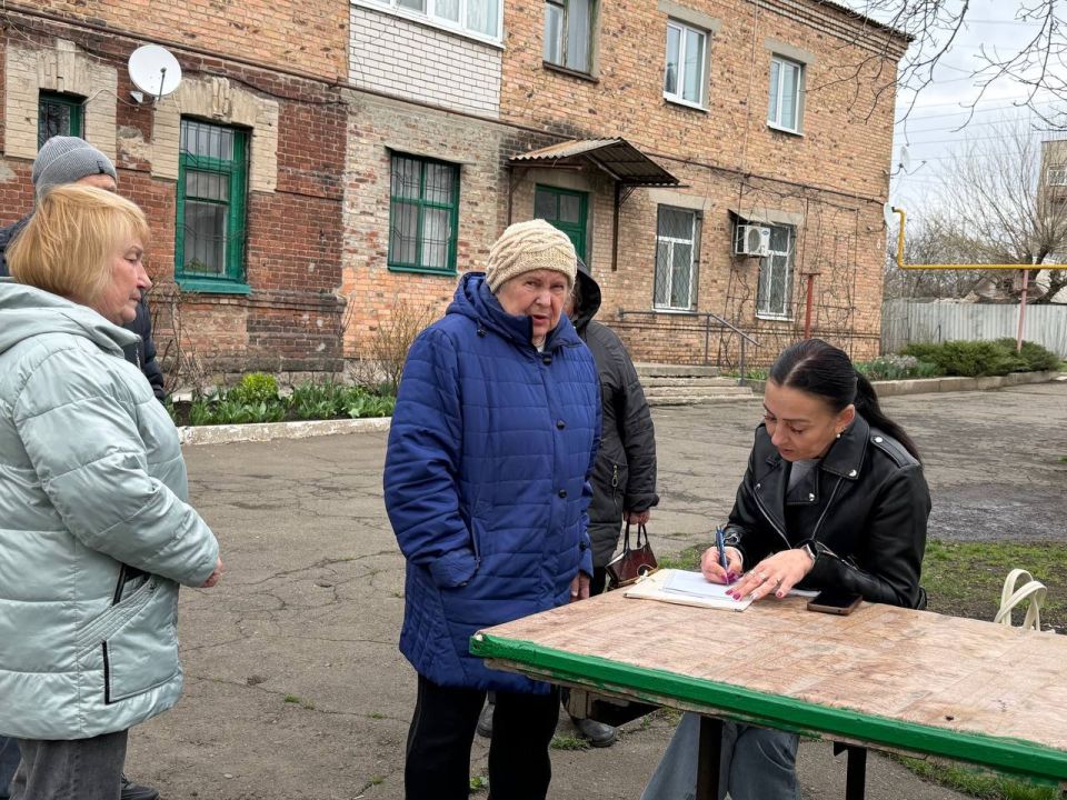 Денис Зубов: В Иловайске прошло обсуждение создания территориального общественного самоуправления (ТОС) Денис Зубов: В Иловайске прошло обсуждение создания территориального общественного самоуправления (ТОС)