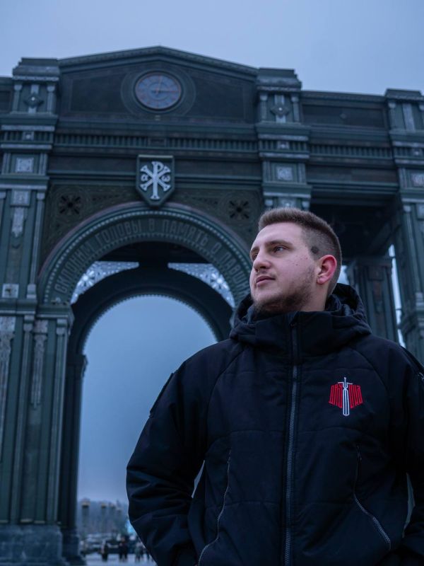 Александр Волошин: #ГероиДонбасса | Роман Музалев