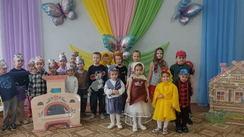 Воспитание дошкольников через театральную деятельность Воспитание дошкольников через театральную деятельность