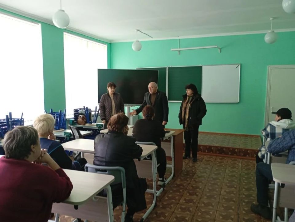 В администрации Мангушского муниципального округа прошло аппаратное совещание В администрации Мангушского муниципального округа прошло аппаратное совещание
