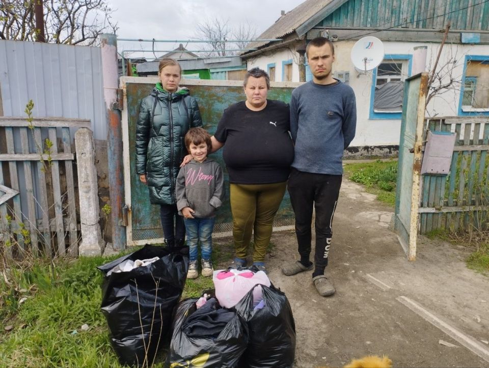 Продолжаем активную работу по поддержке семей, оказавшихся в трудной жизненной ситуации Продолжаем активную работу по поддержке семей, оказавшихся в трудной жизненной ситуации