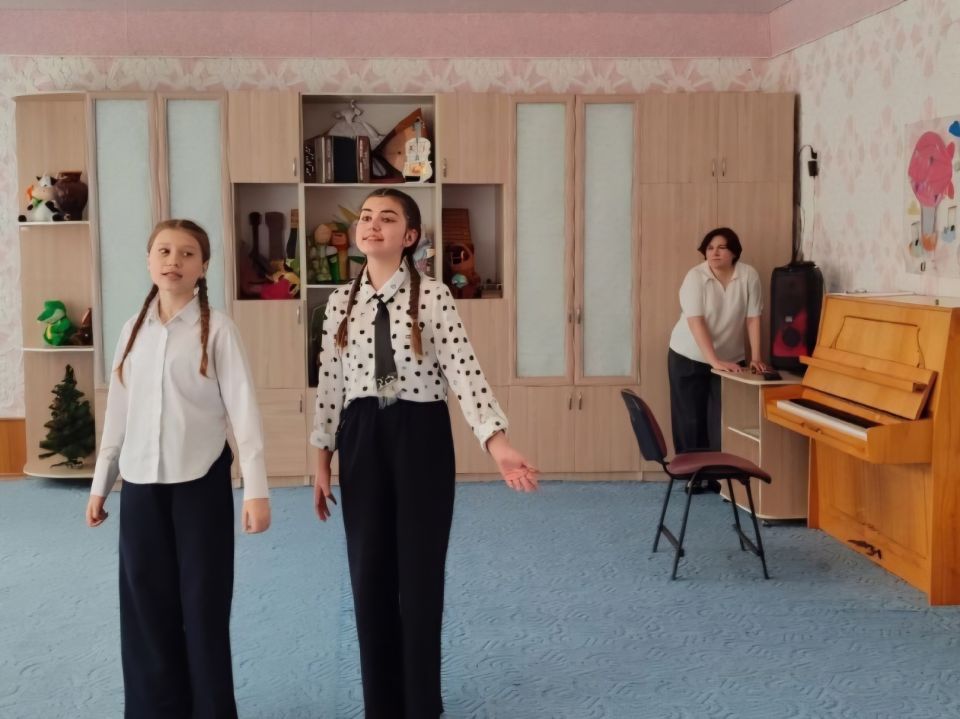 Сегодня малыши из ГКДОУ «Детский сад №167 г.о. Макеевка» отправились в удивительное путешествие – в волшебную страну Музыки! Сегодня малыши из ГКДОУ «Детский сад №167 г.о. Макеевка» отправились в удивительное путешествие – в волшебную страну Музыки!