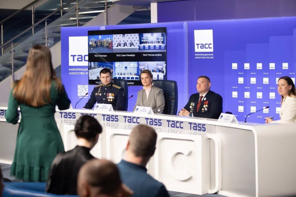 ���� "��������� ���������" ������ ����� ���� ��� ������: ������ ��������� � �� ������