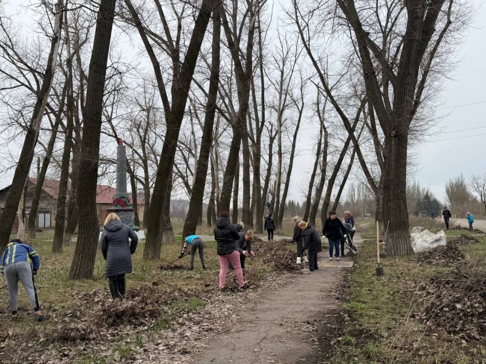 Иван Приходько: В Никитовском внутригородском районе города Горловка продолжаются работы в рамках двухмесячника по благоустройству