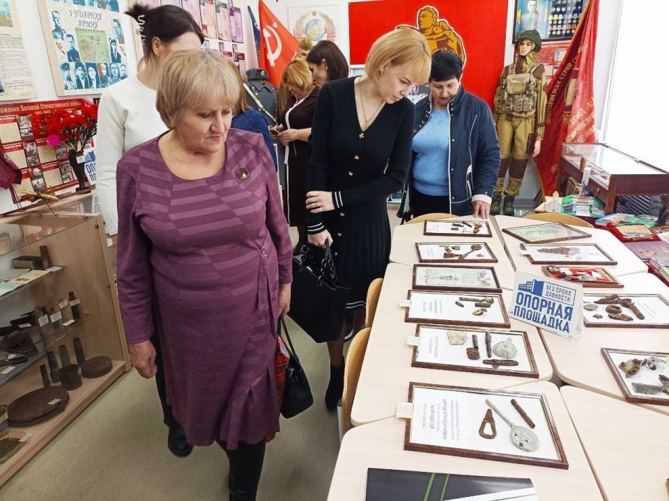 ГБОУ "Школа № 6 Амвросиевского муниципального округа" Донецкой Народной Республики присвоен статус опорной площадки Федерального проекта "Без срока давности" ГБОУ "Школа № 6 Амвросиевского муниципального округа" Донецкой Народной Республики присвоен статус опорной площадки Федерального проекта "Без срока давности"