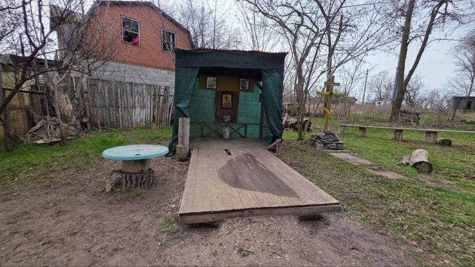 Накануне Пасхи в селе Юрьевка прошел субботник у храма святого Георгия Накануне Пасхи в селе Юрьевка прошел субботник у храма святого Георгия