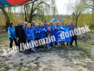 Алексей Кулемзин: В рамках Всероссийской акции «Вода России», сотрудники отдела экологической безопасности администрации г. о. Донецк совместно со специалистами управы Ворошиловского района, представителями коммунальных...