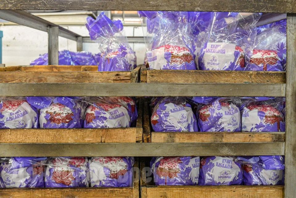 «Чтобы всегда всем было вкусно»: в Донецке испекли партию пасхальных куличей для военнослужащих «Чтобы всегда всем было вкусно»: в Донецке испекли партию пасхальных куличей для военнослужащих