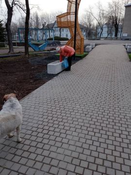 ��������� ������: � ������� �� ������. � ��������� ���� ��������� ������������� �������-����������������� ��������� ���������� ������ �� ������� � ����������