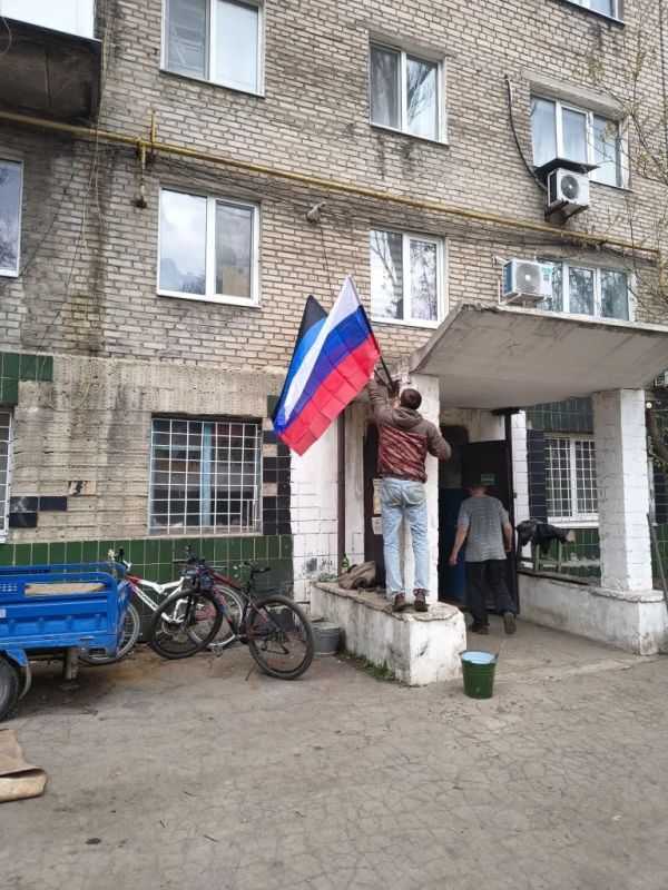 Александр Пеняев: Ясиноватский муниципальный округ продолжает прихорашиваться после зимы Александр Пеняев: Ясиноватский муниципальный округ продолжает прихорашиваться после зимы