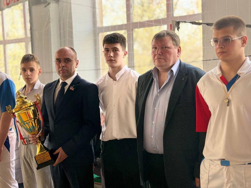 Кубок Стаханова остается дома: Торез — лидер соревнований по самбо! Кубок Стаханова остается дома: Торез — лидер соревнований по самбо!