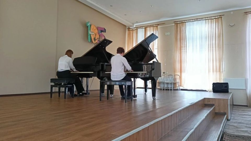 Игорь Мартынов: Открытый городской фестиваль-конкурс фортепианных ансамблей Игорь Мартынов: Открытый городской фестиваль-конкурс фортепианных ансамблей