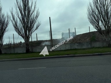 В Мариуполе дымится старая свалка