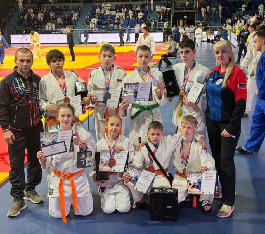 4 ������ � �.������ � ���������� ��������� "�������" ������ lll ������ �� ����� "�� ����� ������������� ���������������� ��������" ����� ��������� � ������� �� 13 ���