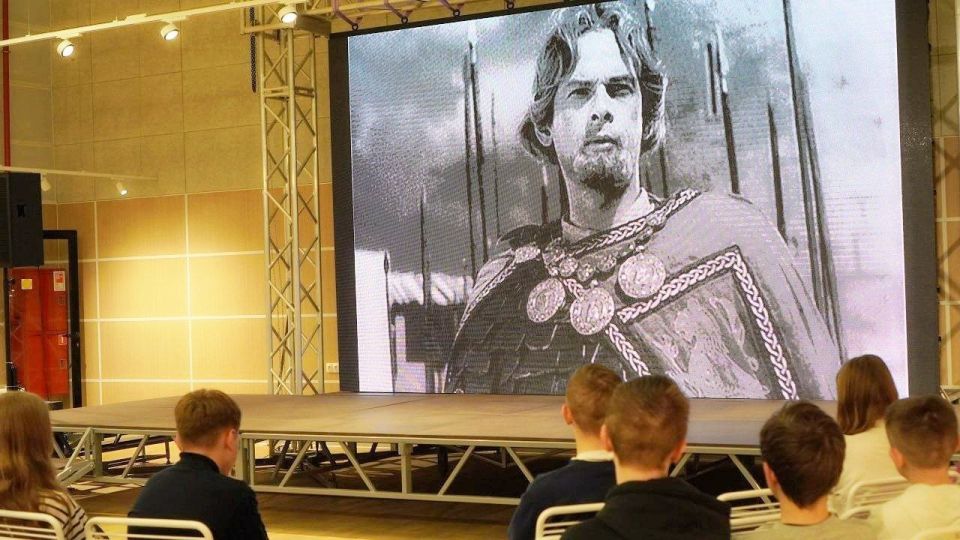 Россия - наш общий дом: страницы истории Россия - наш общий дом: страницы истории