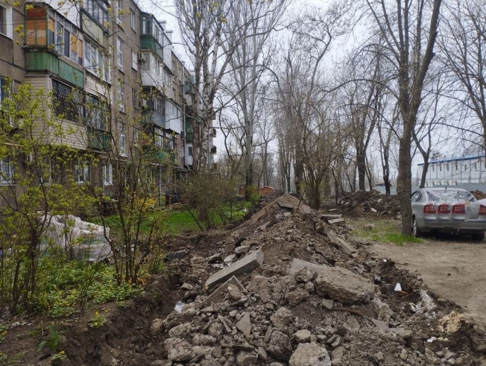 Благоустройство двора обернулось угрозой для жителей! Благоустройство двора обернулось угрозой для жителей!