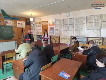 «ОТ ТЕОРИИ К ПРАКТИКЕ»: ВСТРЕЧА СТУДЕНТОВ ИЗ ЗУГРЭСА С ПРЕДСТАВИТЕЛЯМИ ФИЛИАЛА «ШАХТЁРСКТЕПЛОСЕТЬ»