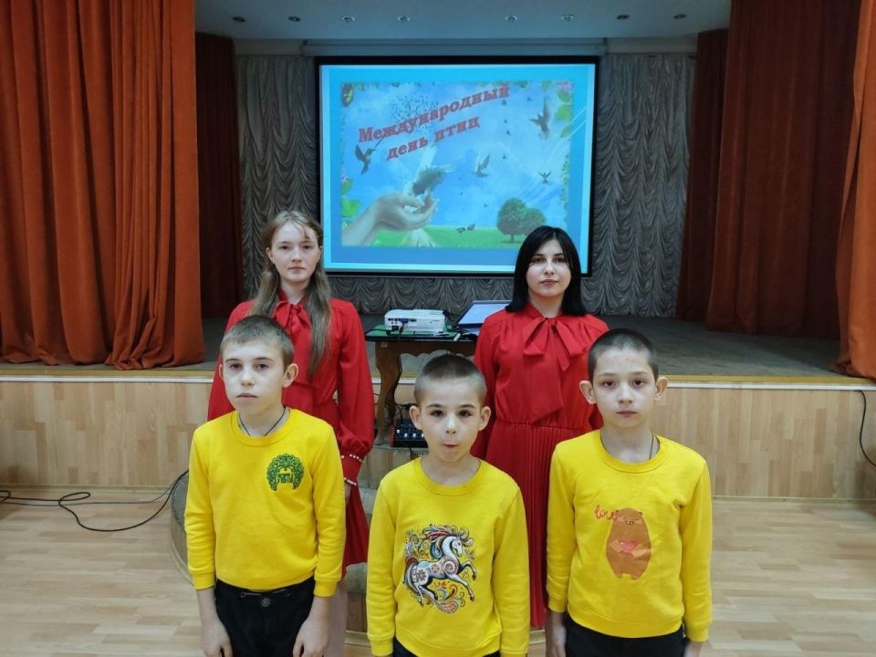 Игорь Лызов: В Амвросиевке прошло мероприятие «День птиц» Игорь Лызов: В Амвросиевке прошло мероприятие «День птиц»