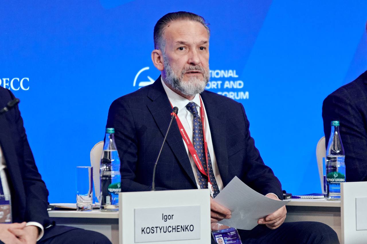 Панельная дискуссия «Автоматизация и цифровые технологии в дорожном хозяйстве» стала центральным отраслевым событием в заключительном дне Первого Международного транспортно-логистического форума Панельная дискуссия «Автоматизация и цифровые технологии в дорожном хозяйстве» стала центральным отраслевым событием в заключительном дне Первого Международного транспортно-логистического форума