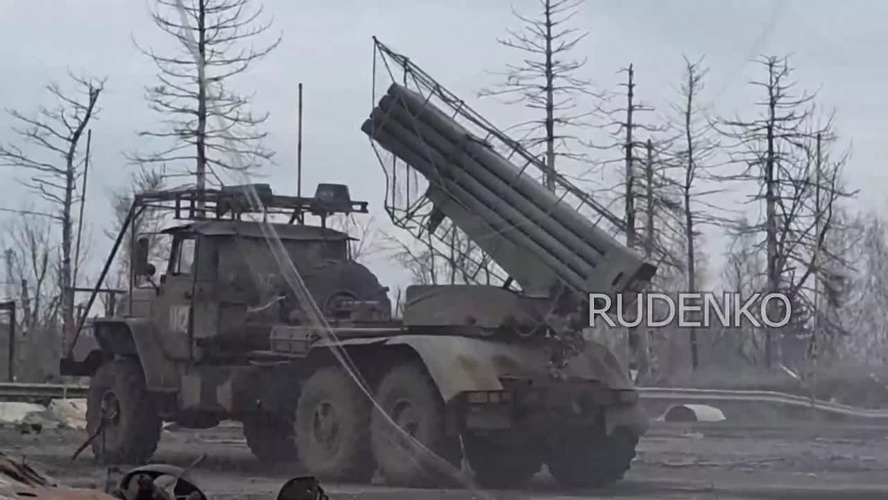 Андрей Руденко: Расчёт РСЗО «Град» разведывательно-штурмовой бригады «Волки» Добровольческого корпуса «Южной» группировки войск уничтожил опорник ВСУ на Краматорско-Дружковском направлении