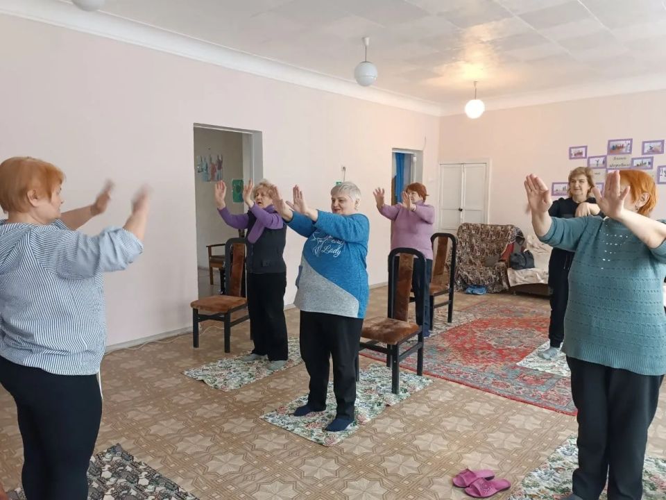 Здоровье в движении: «Суставная гимнастика» в клубе «Уроки Здоровья»! Здоровье в движении: «Суставная гимнастика» в клубе «Уроки Здоровья»!