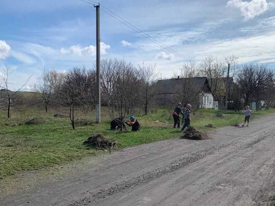 Жители Шахтерского округа продолжают наводить порядок Жители Шахтерского округа продолжают наводить порядок