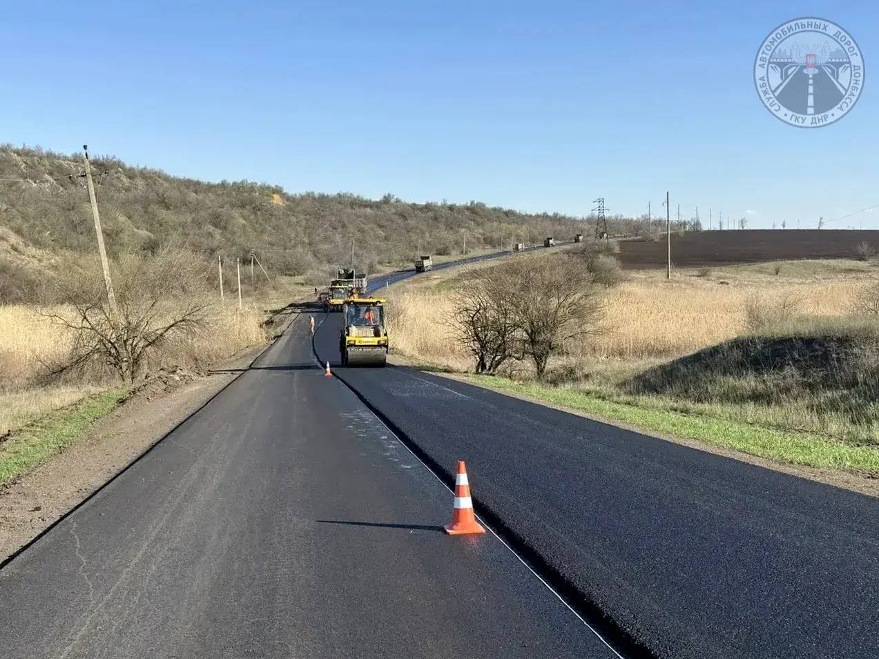 В Волновахском округе продолжается ремонт автомобильной дороги Новотроицкое-Викторовка В Волновахском округе продолжается ремонт автомобильной дороги Новотроицкое-Викторовка