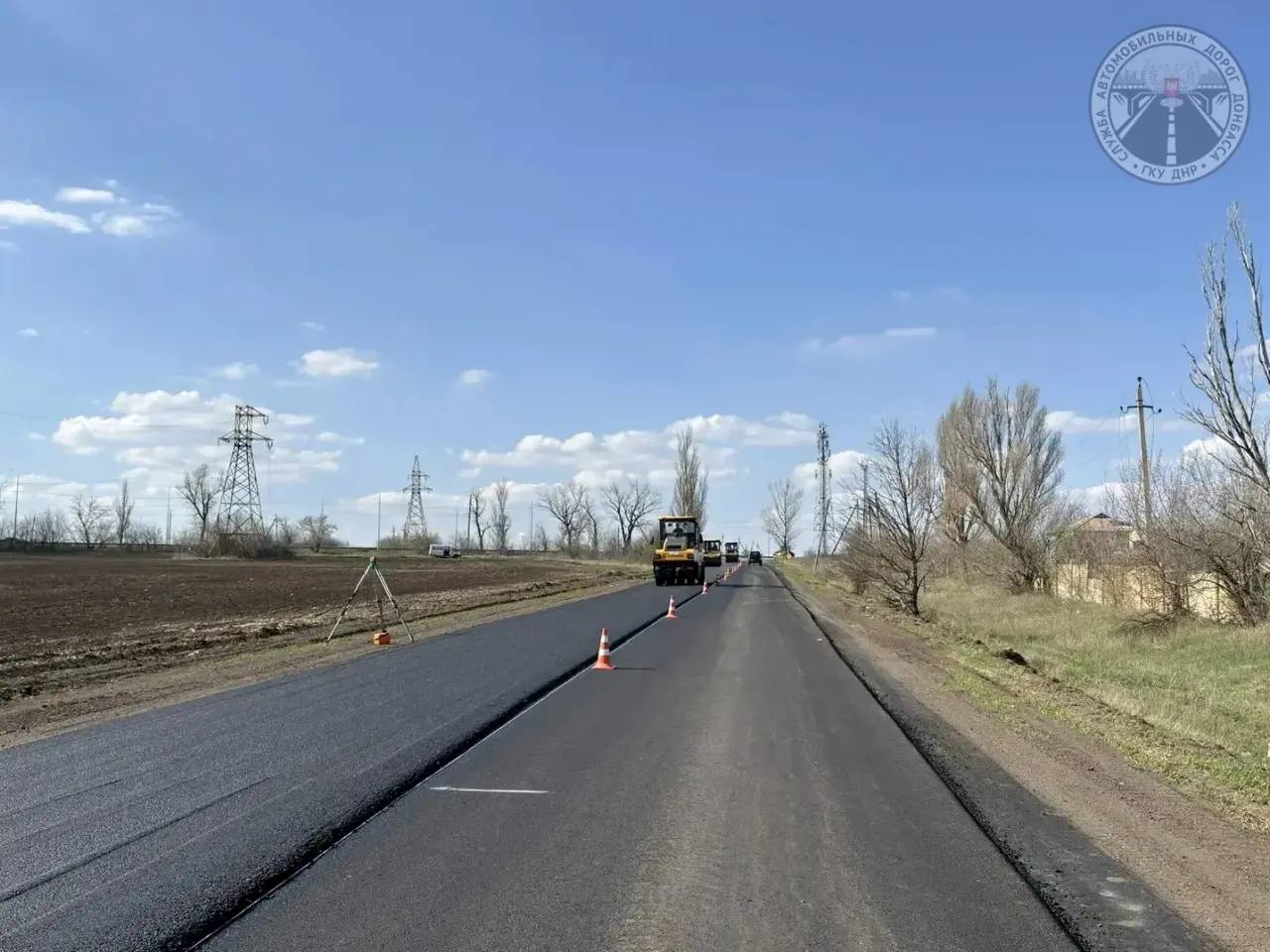 В Волновахском округе продолжается ремонт автомобильной дороги Новотроицкое-Викторовка В Волновахском округе продолжается ремонт автомобильной дороги Новотроицкое-Викторовка