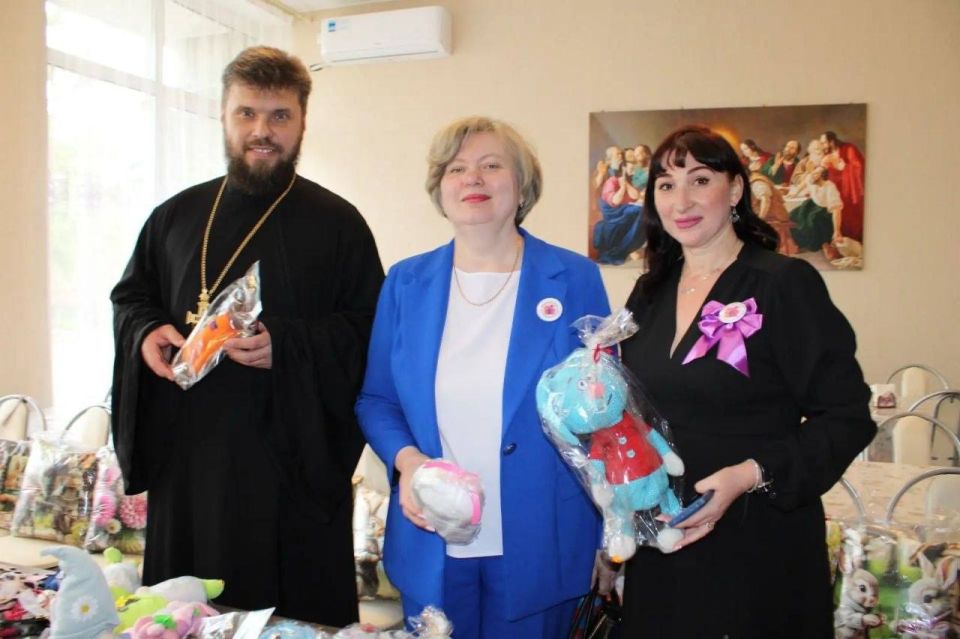 Светлые встречи в преддверии Пасхи: «Единомышленницы» творят добро Светлые встречи в преддверии Пасхи: «Единомышленницы» творят добро