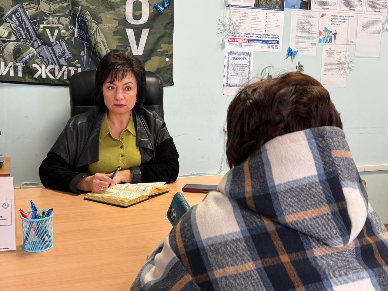 Наталья Великодная: Сегодня провела прием граждан на площадке фонда «Защитники Отечества», встреча прошла в рамках поручения Главы ДНР Дениса Пушилина Наталья Великодная: Сегодня провела прием граждан на площадке фонда «Защитники Отечества», встреча прошла в рамках поручения Главы ДНР Дениса Пушилина