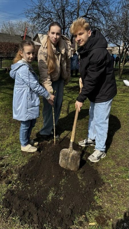 2 ������ � ���� "�� � 11 �.�. ��������" ���������� ������������� ����� "��� ������", ����������� ��������������, ������ � ���� ���