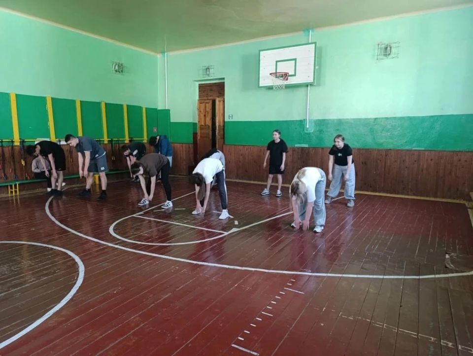 Иван Адамец: В рамках федерального проекта «Здоровье для каждого» на базе ГБОУ «Школа № 72 городского округа Донецк» прошло спортивное мероприятие «Будь здоров» Иван Адамец: В рамках федерального проекта «Здоровье для каждого» на базе ГБОУ «Школа № 72 городского округа Донецк» прошло спортивное мероприятие «Будь здоров»