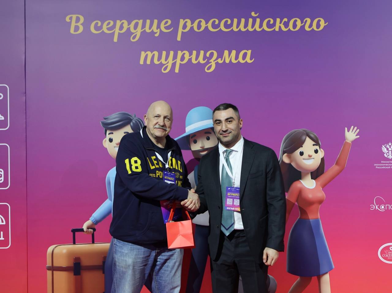 Станислав Дзасохов: С 2 по 4 апреля работал в Нижнем Новгороде на Международной выставке-форуме гостеприимства