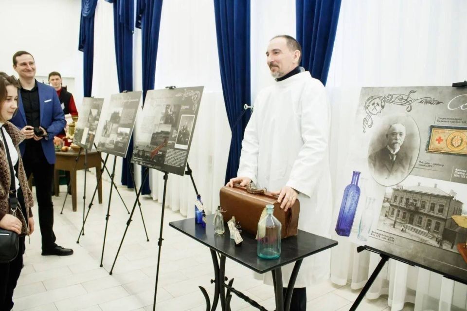 В Донецке открылась выставка «Юзовка. Город ушедшей эпохи» В Донецке открылась выставка «Юзовка. Город ушедшей эпохи»