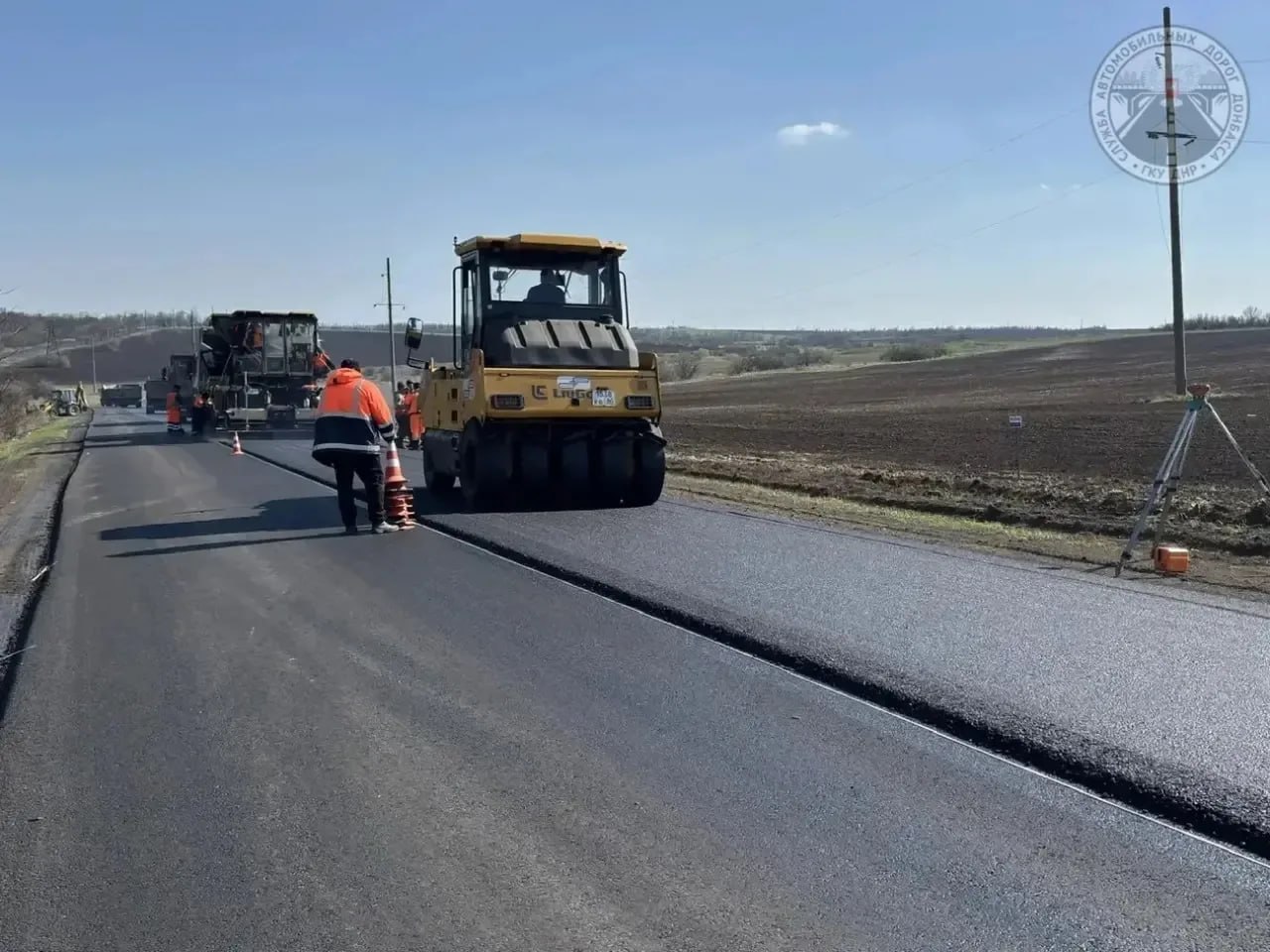 Александр Бондаренко: Ремонт дороги Новотроицкое–Викторовка в Волновахском округе набирает обороты