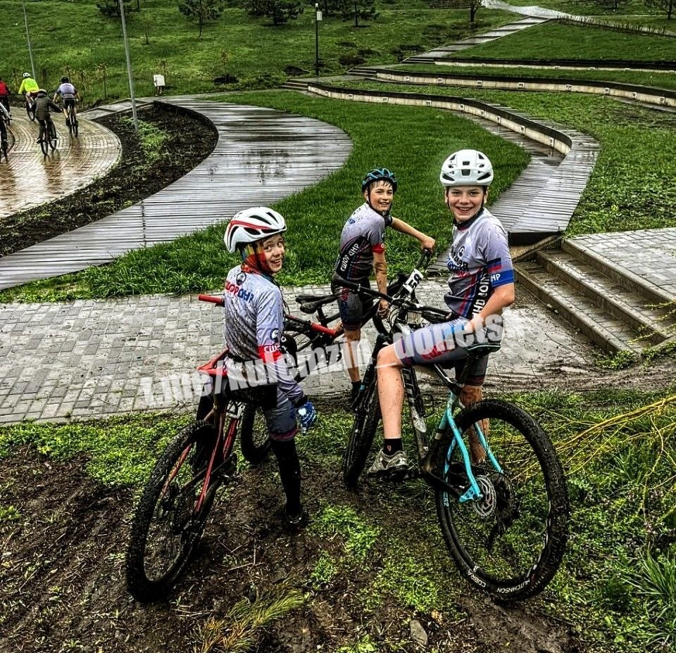 Алексей Кулемзин: В Ростове-на-Дону завершилось Открытое первенство, чемпионат и открытые областные соревнования по велосипедному спорту (маунтинбайк) Алексей Кулемзин: В Ростове-на-Дону завершилось Открытое первенство, чемпионат и открытые областные соревнования по велосипедному спорту (маунтинбайк)