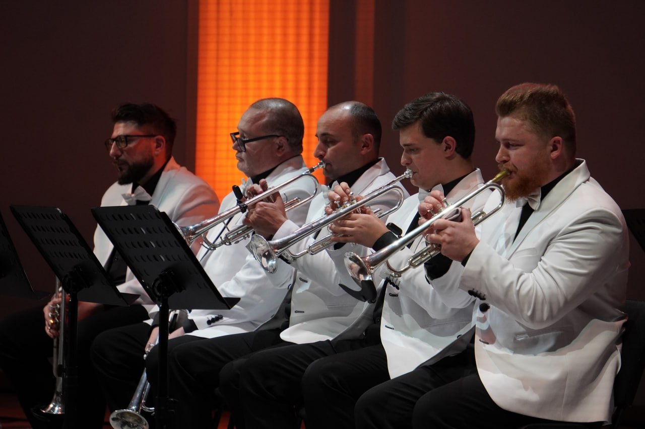 Михаил Желтяков: Поздравляю Концертный оркестр духовых инструментов с 10-летним юбилеем! Созданный в 2016 году по инициативе Министерства культуры ДНР, коллектив под управлением заслуженного артиста ДНР Михаила Мартыненко... Михаил Желтяков: Поздравляю Концертный оркестр духовых инструментов с 10-летним юбилеем! Созданный в 2016 году по инициативе Министерства культуры ДНР, коллектив под управлением заслуженного артиста ДНР Михаила Мартыненко...