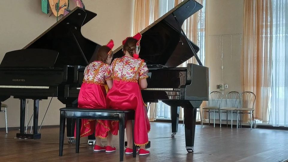 Открытый городской фестиваль-конкурс фортепианных ансамблей Открытый городской фестиваль-конкурс фортепианных ансамблей
