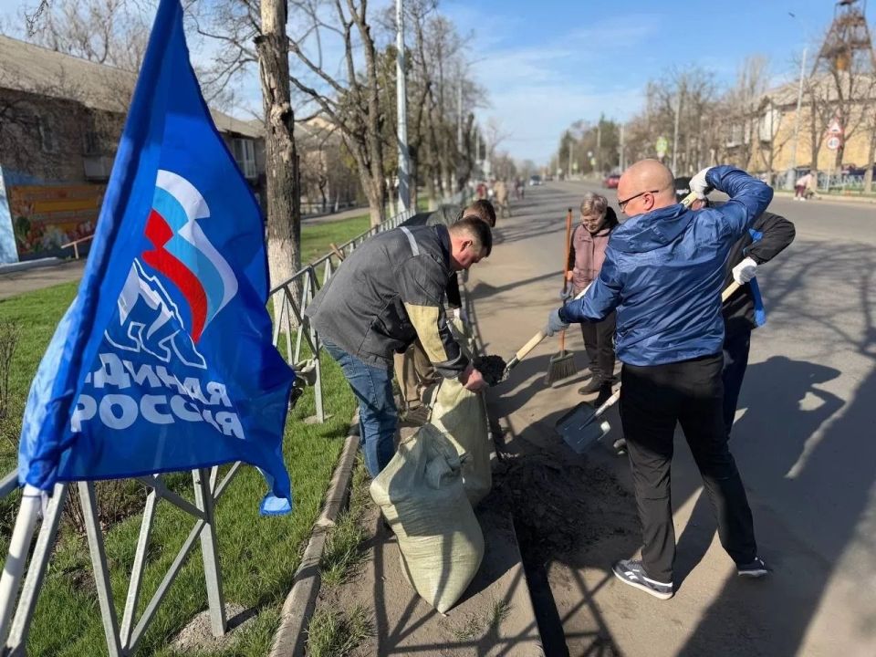 Сергей Ермаков: В городском округе Снежное состоялся первый общегородской субботник Сергей Ермаков: В городском округе Снежное состоялся первый общегородской субботник