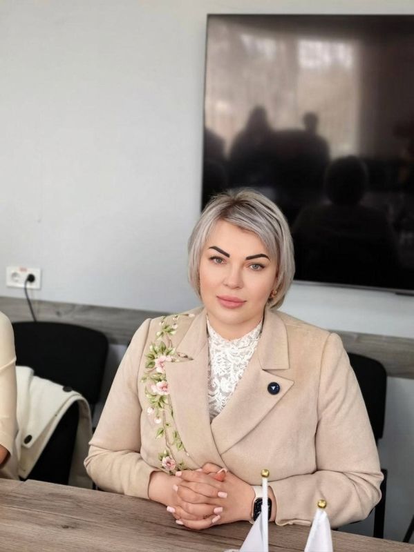 В Мариуполе по инициативе главного врача Больницы интенсивного лечения, координатора здравоохранения города Валентины Гавриляк продолжается проведение круглых столов «Zа здоровье» В Мариуполе по инициативе главного врача Больницы интенсивного лечения, координатора здравоохранения города Валентины Гавриляк продолжается проведение круглых столов «Zа здоровье»
