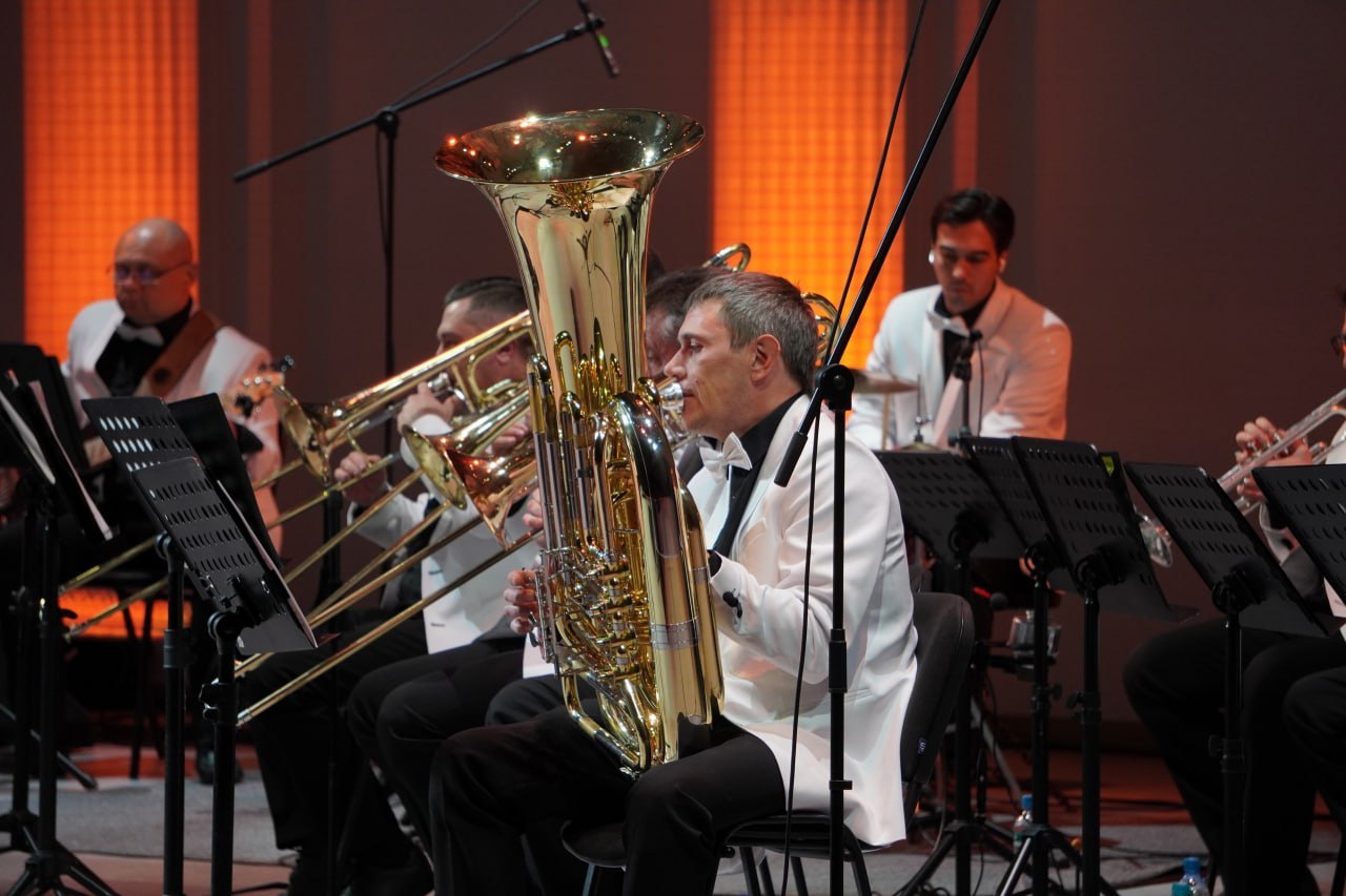 Михаил Желтяков: Поздравляю Концертный оркестр духовых инструментов с 10-летним юбилеем! Созданный в 2016 году по инициативе Министерства культуры ДНР, коллектив под управлением заслуженного артиста ДНР Михаила Мартыненко... Михаил Желтяков: Поздравляю Концертный оркестр духовых инструментов с 10-летним юбилеем! Созданный в 2016 году по инициативе Министерства культуры ДНР, коллектив под управлением заслуженного артиста ДНР Михаила Мартыненко...